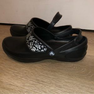 Crocs ladies shoes size 9